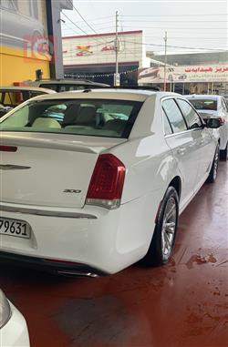 كرايسلر 300